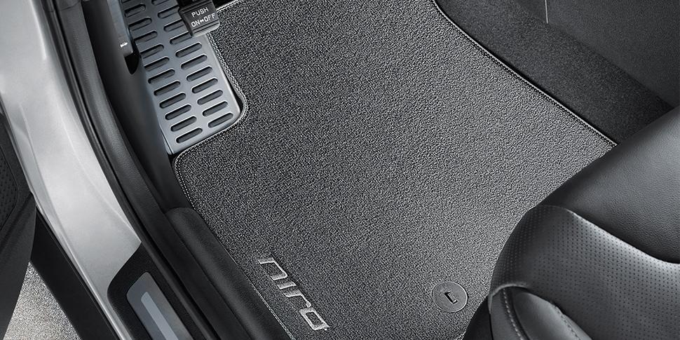 Kia Niro 2017-2022 Velour Carpet Mats G5143ADE10 image 1