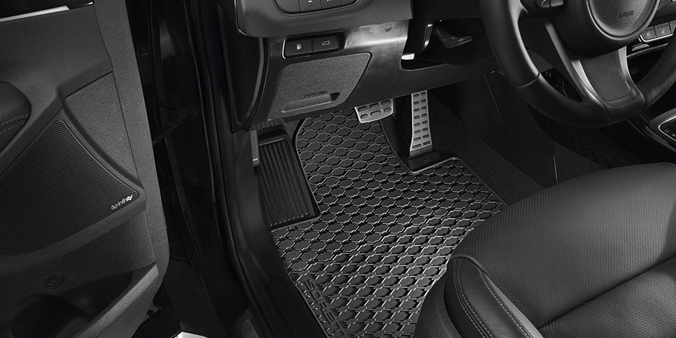Kia Sorrento Floor Mats Rubber RHD C5131ADE10 image 1