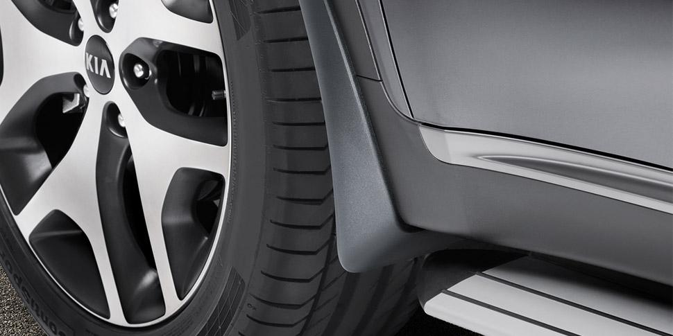 Kia Sorrento (UM) Mud Guards, Front C5F46AK000 image 1