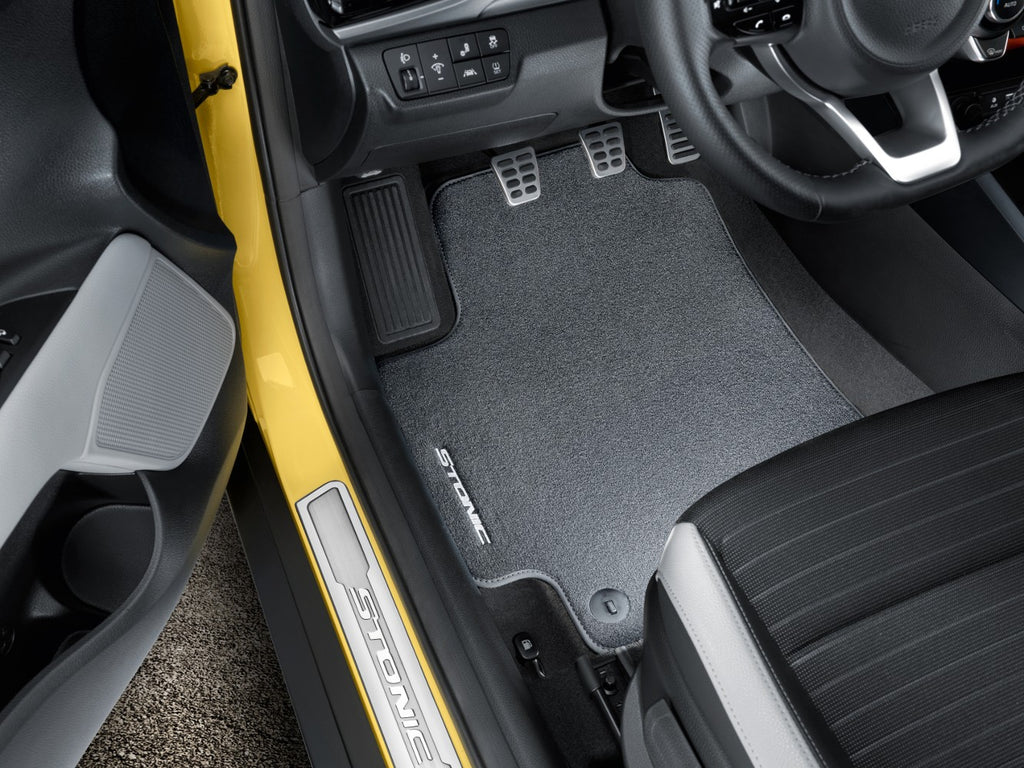 Genuine Kia Stonic (YBCUV) - Velour Carpet Floor Mat H8143ADE60 image 1