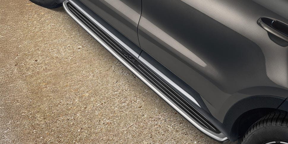 Genuine Kia Sorento - Silver Side Steps P2F37AC400